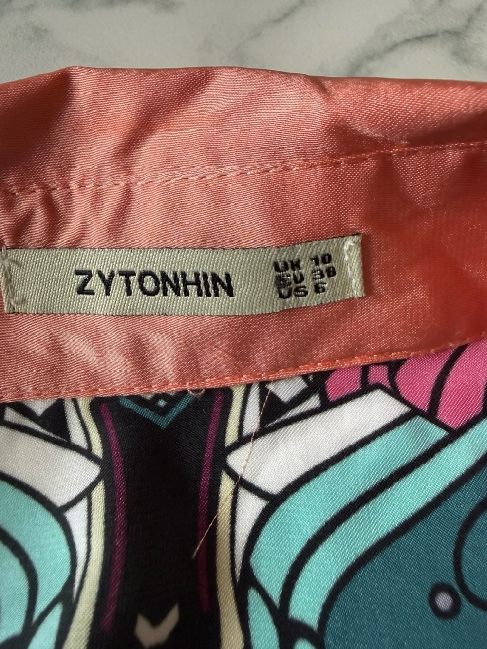 Lightweight Multicolor Geometric Print Button-Up Blouse by Zytonhin. 6 - Picture 7 of 9
